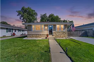 720 South St, Racine, WI 53402 - Photo 1