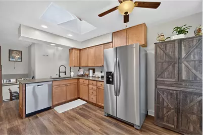 720  South St, Racine, WI 53402 - Photo 5