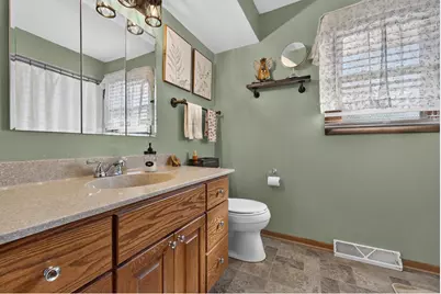 720  South St, Racine, WI 53402 - Photo 7