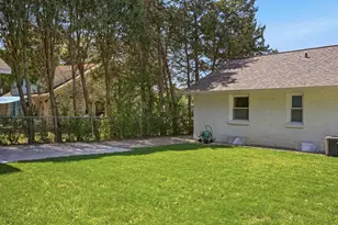 3430 N Mayfair Rd, Wauwatosa, WI 53222 - Photo 37