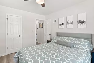 3430 N Mayfair Rd, Wauwatosa, WI 53222 - Photo 17