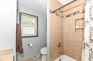 1648 Kuiper Ln, Racine, WI 53406 - Photo 19