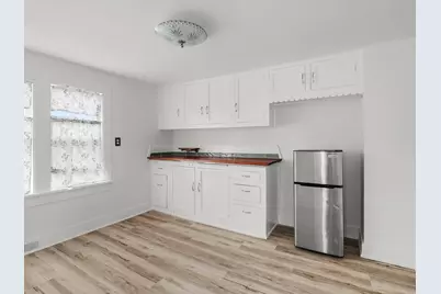 2215  11th St, Two Rivers, WI 54241 - Photo 11
