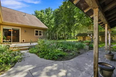 1411 W Washington Ave, Cleveland, WI 53015 - Photo 29