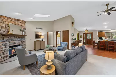 210  Riveredge Ct, Thiensville, WI 53092 - Photo 17