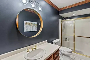 7727 W Maple Ridge Ct, Franklin, WI 53132 - Photo 17