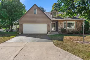 7727 W Maple Ridge Ct, Franklin, WI 53132 - Photo 23