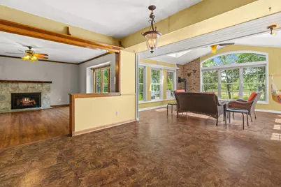 W234S5010  Woodchuck Ln, Waukesha, WI 53189 - Photo 13
