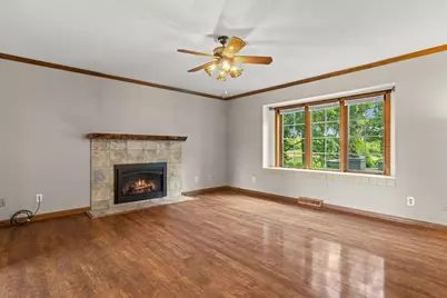 W234S5010  Woodchuck Ln, Waukesha, WI 53189 - Photo 17
