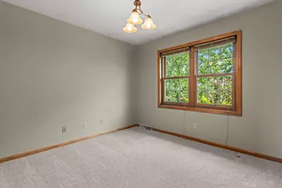 W234S5010  Woodchuck Ln, Waukesha, WI 53189 - Photo 37