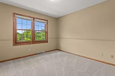 W234S5010  Woodchuck Ln, Waukesha, WI 53189 - Photo 39