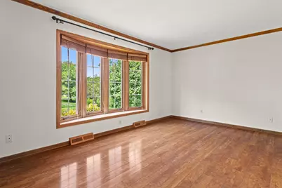 W234S5010  Woodchuck Ln, Waukesha, WI 53189 - Photo 21
