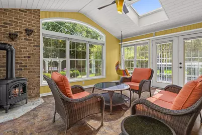 W234S5010  Woodchuck Ln, Waukesha, WI 53189 - Photo 29