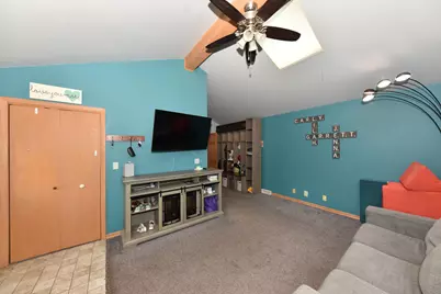 1400  Manitowoc Ave, South Milwaukee, WI 53172 - Photo 9