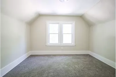 2447 S Burrell St, Milwaukee, WI 53207 - Photo 15