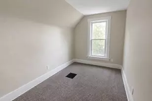 2447 S Burrell St, Milwaukee, WI 53207 - Photo 17