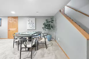 N86W14553 Macarthur Dr, Menomonee Falls, WI 53051 - Photo 23