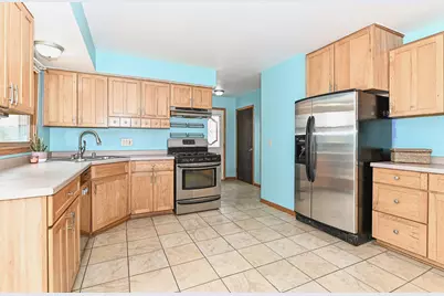 5412 S 14th St, Milwaukee, WI 53221 - Photo 11