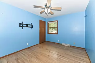 5412 S 14th St, Milwaukee, WI 53221 - Photo 21