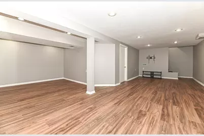 5412 S 14th St, Milwaukee, WI 53221 - Photo 25