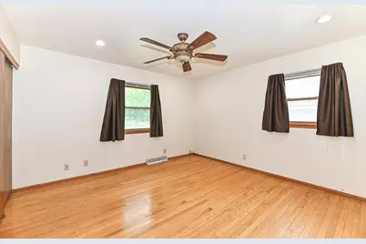 5412 S 14th St, Milwaukee, WI 53221 - Photo 15