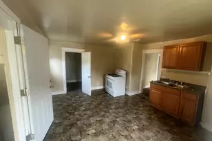 2555A N 16th St, Milwaukee, AZ 53206 - Photo 9