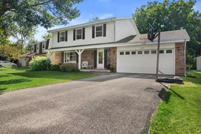 4512  Pennington Ln, Racine, WI 53403 - Photo 3