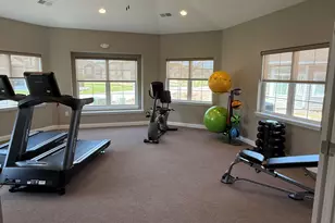 925 Mary Grace Ct, Grafton, WI 53024 - Photo 13