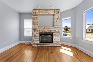 304 Jefferson St, Caledonia, MN 55921 - Photo 3