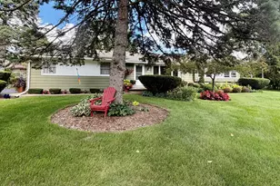 N56W15810 Bette Dr, Menomonee Falls, WI 53051 - Photo 1