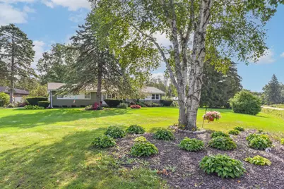 N56W15810  Bette Dr, Menomonee Falls, WI 53051 - Photo 33