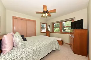 N56W15810 Bette Dr, Menomonee Falls, WI 53051 - Photo 17