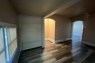 2555 N 16th St, Milwaukee, AZ 53206 - Photo 11
