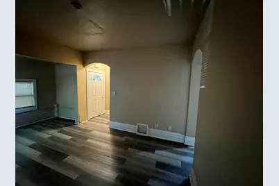 2555 N 16th St, Milwaukee, AZ 53206 - Photo 5