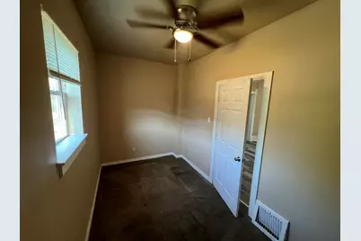 2555 N 16th St, Milwaukee, AZ 53206 - Photo 29
