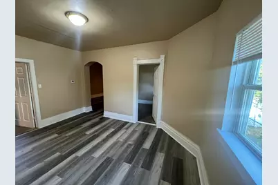 2555 N 16th St, Milwaukee, AZ 53206 - Photo 17
