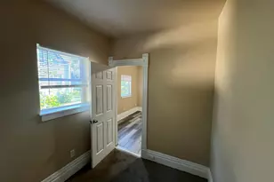 2555 N 16th St, Milwaukee, AZ 53206 - Photo 39