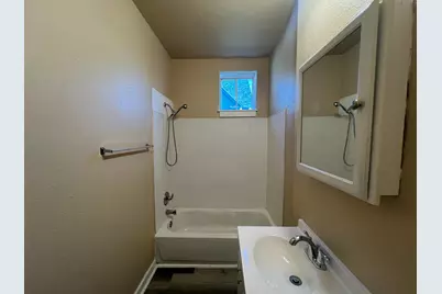 2555 N 16th St, Milwaukee, AZ 53206 - Photo 23