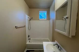 2555 N 16th St, Milwaukee, AZ 53206 - Photo 23