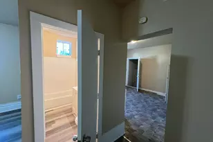 2555 N 16th St, Milwaukee, AZ 53206 - Photo 21