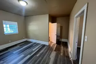 2555 N 16th St, Milwaukee, AZ 53206 - Photo 13