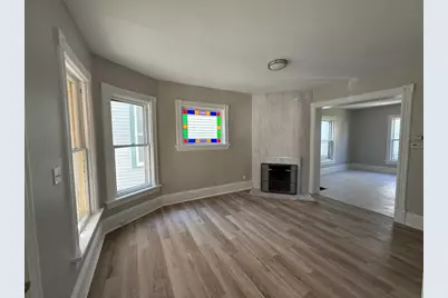 1537 E Irving Pl, Milwaukee, WI 53202 - Photo 3