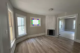 1537 E Irving Pl, Milwaukee, WI 53202 - Photo 3