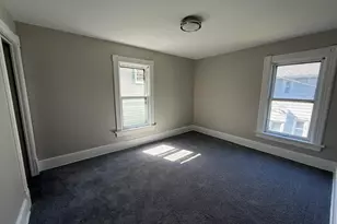 1537 E Irving Pl, Milwaukee, WI 53202 - Photo 11