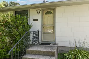 2812 Darlington St, Delavan, WI 53115 - Photo 5