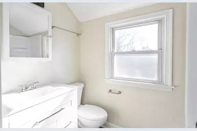 2750 N 61st St, Milwaukee, WI 53210 - Photo 9