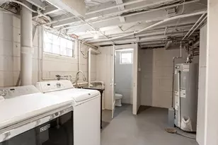 2750 N 61st St, Milwaukee, WI 53210 - Photo 17