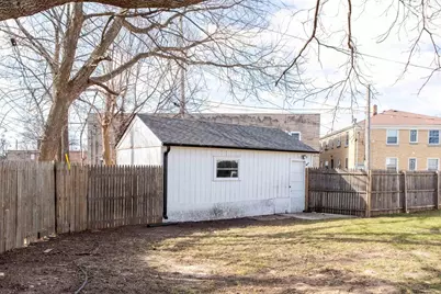2750 N 61st St, Milwaukee, WI 53210 - Photo 35