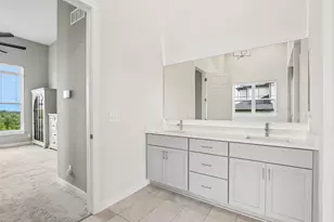 N40W23678 William Wy, Pewaukee, WI 53072 - Photo 37
