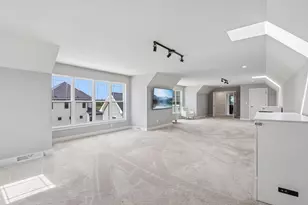 N40W23678 William Wy, Pewaukee, WI 53072 - Photo 61